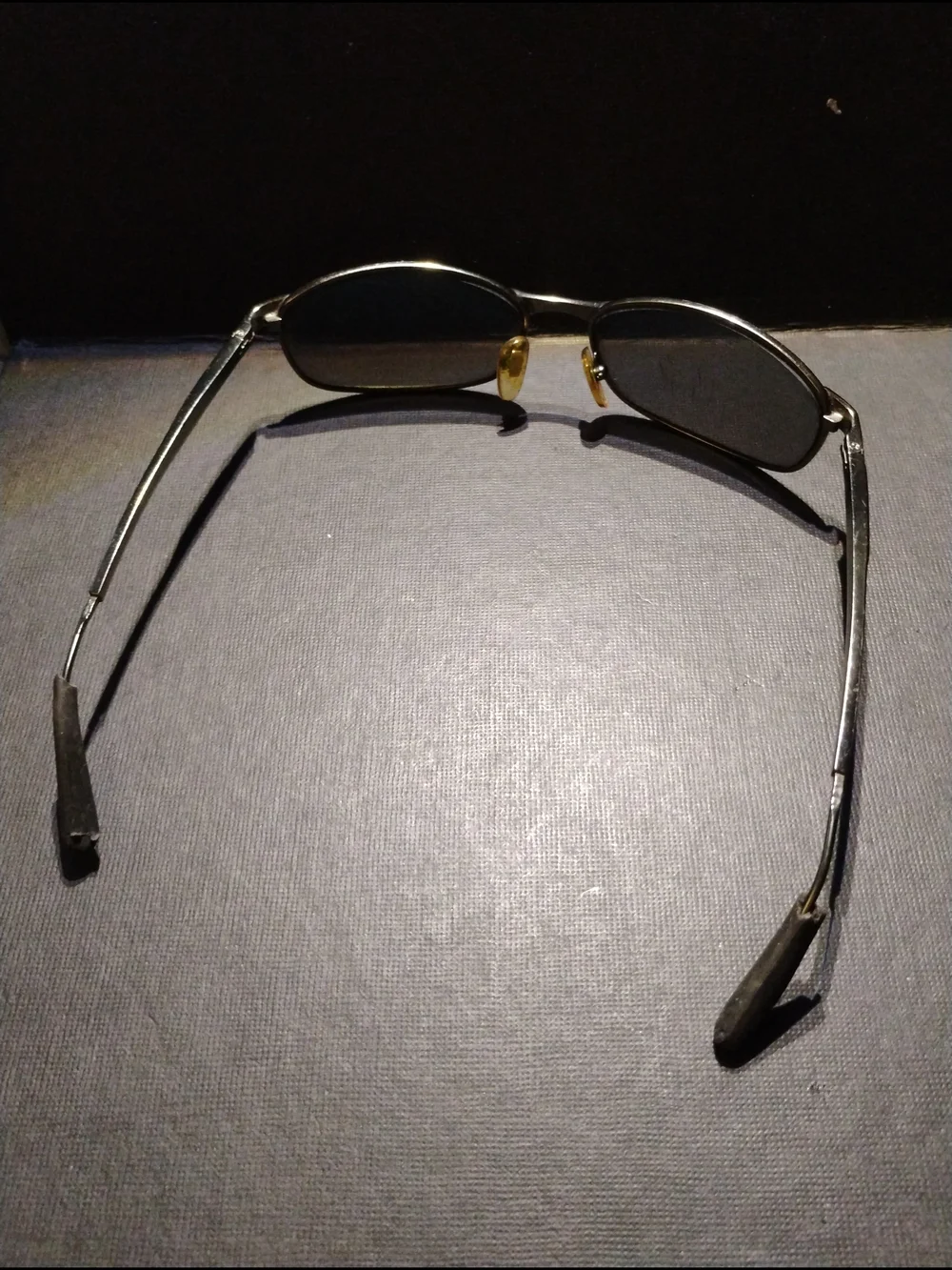 Men's Metal Frame Sunglasses in Black with Dark Lenses